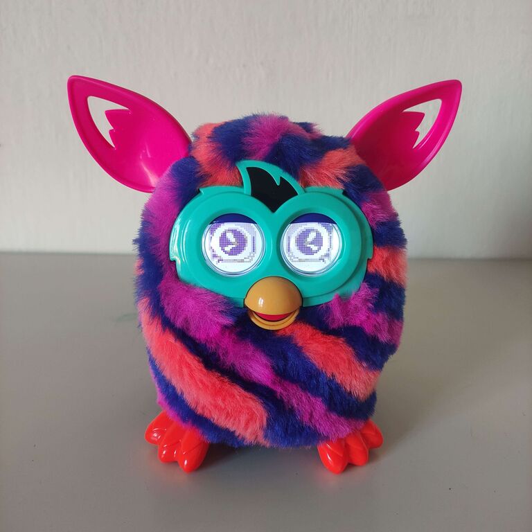 4793372   Furby Boom Electronic  Sunny 